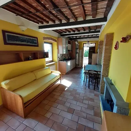 Apartment La Spiaggina - With Patio Near Piazza Grande